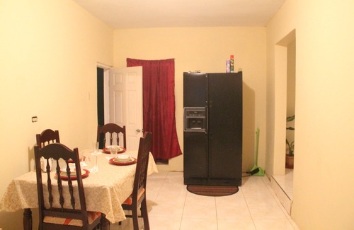 Spanish Town House | NEW! Suburban Apartment with Comfortable Queen-size beds