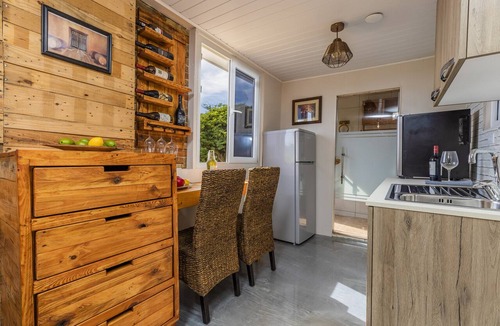 Shiribana Cabin | NEW: Wine Cabin