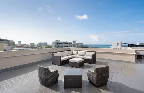 Miramar Apartment | Nice Balcony | Near La Placita | Free Parking | AC