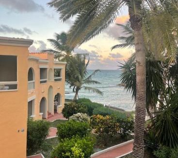 Dickenson Bay Hotel | Northshore Seaside Suites