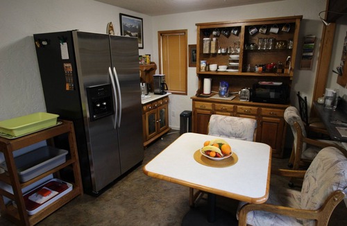 Port Angeles Apartment | Not shared. Clean. Locationx3. 30 day minimum. Low daily rate + 20% discount