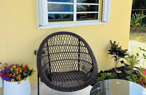 Piggotts House | O.L.S Property:Modern 2-bedroom home in Paynter’s with AC and Free Parking!