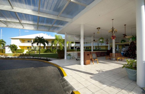 Bahama Reef Resort | Ocean Reef Yacht Club & Resort.