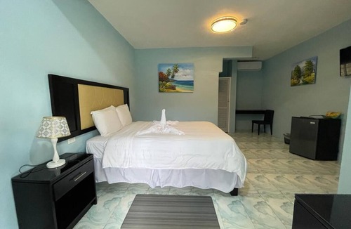 Ocho Rios Hotel | Ocean View Beach Hotel