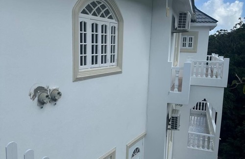 Drapers House | Ocean View Stay at Serene Haven near Port Antonio