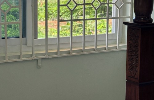 Silver Sands House | Ocean view villa 6-BR, 6-Bath, 7min walk to free beach
