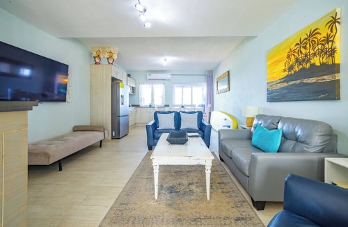 De Bruynewijk Condo | Oceanfront Beach Chalet w Spectacular View