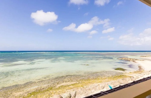 Savaneta Condo | Oceanfront Beach Chalet w Private Pool