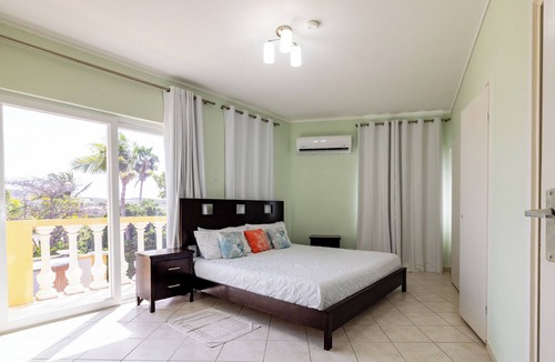 Savaneta Condo | Oceanfront Beach Chalet w Private Pool