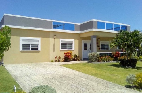 St. Ann's Bay House | Ocho Rios Jamaica. 4 bedrooms 3.5 baths at the Marina Villas- up to 8 guests