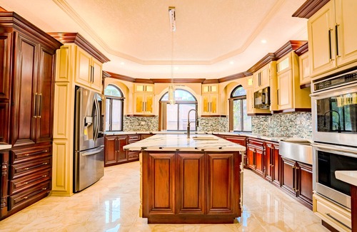 Tower Isle House | Ocho Rios/Tower Isle Queen Jacuzzi Suite w/balcony/Pool/Opt. Private Chef