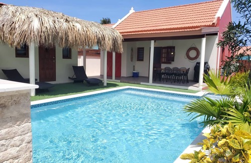 Calbas Villa | On Cloud 9 - Your very own private paradise with Pool