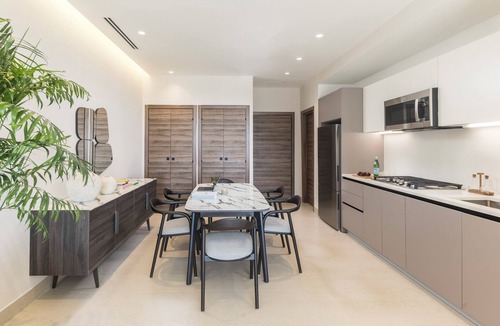 Yolanda Morales Apartment | One Bedroom Residence - Sea View 1604