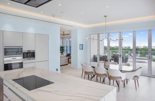 Nassau Apartment | One Cable Beach