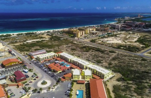 Oranjestad-West Apartment | Only a 5-minute walk from Eagle Beach!