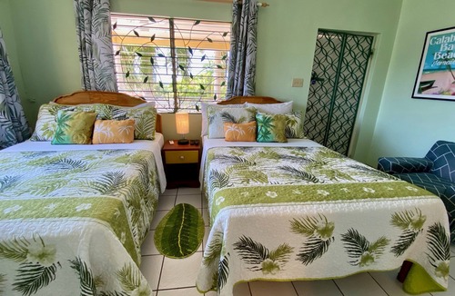 Montego Bay Bed & Breakfast | Orchid Garden at The Blue Orchid B&B with Pool