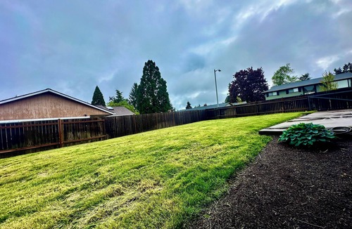 Marylhurst House | Oregon Ridge Retreat- Near Downtown Oregon City