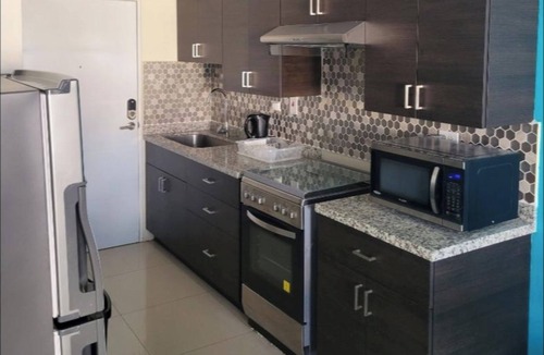 Portmore Apartment | Ornella Villa - 2-br Apartment - Pool - Parking
