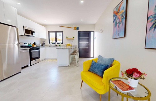 Opal Condo | Palm Beach Hideaway #5 - New Constuction 2Bedroom, 2Bathroom - Pool/Rooftop