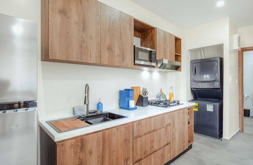 Washington Apartment | Palm Beach Sea La Vie ~ Deluxe Suite 4 Pool&Jacuzzi