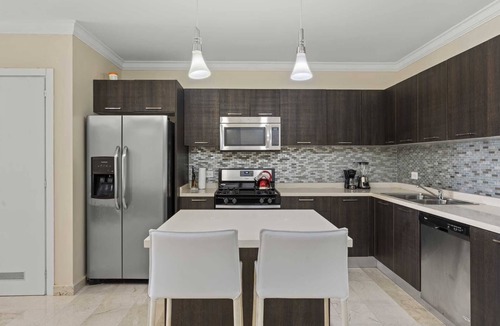 Washington Condo | PC209 - Pool View - Perfect for families or group - Close to Palm Beach - 2BR