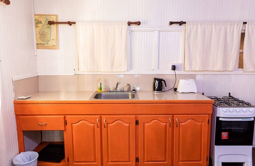 Ciceron Cottage | Peaceful cottage in Marigot bay 2 mins walk to beach