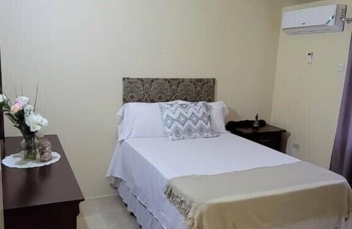 Montego Bay House | Peaceful Cozy Place