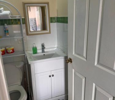 New Kingston Apartment | Pearl of the City TROPICAL PEARL