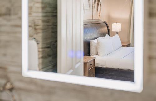 Opal Villa | Pet-Friendly 5BR Aruba Villa with pool Sleeps 10