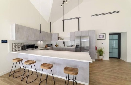 Rockley Apartment | PH1-Luxury Oceanview 2BR Penthouse w/Rooftop Pool directly opp. Worthing Beach