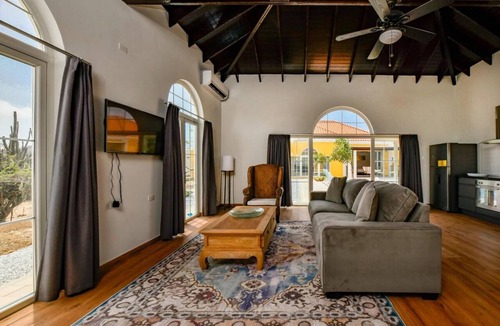 Santa Cruz Apartment | Picaron Villas