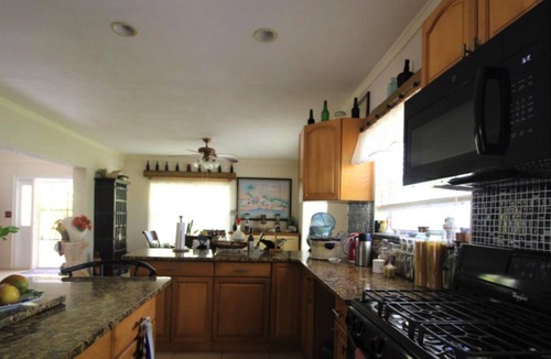 Windsor Park Villa | Poolside Pleasure - Quiet Beach nearby