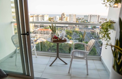 Lope De Vega Apartment | Precioso apartamento de 2 habitaciones con AC en el vibrante Santo Domingo