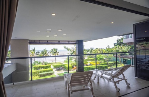 Mae Pim Condo | Private Beachfront 2 Bedroom Suite Full Ocean View