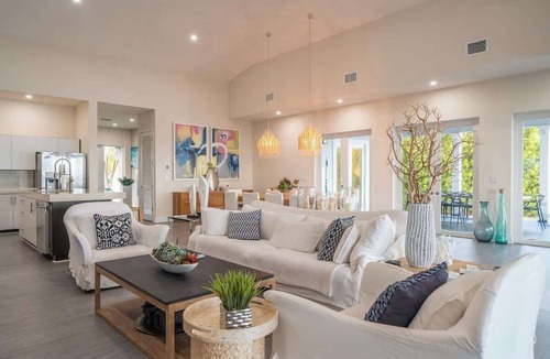 Bailey Town House | Private Island Luxury Villa
