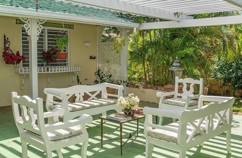 Silver Sands Villa | Private, Ocean Front Luxury Villa - Fully Staffed, Classic Luxury Charm