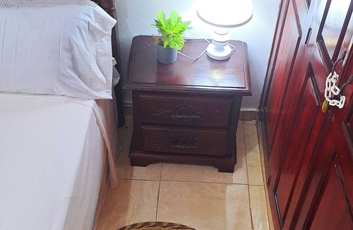 Los Patos Apartment | Private Tropical Room with A/C in a Shared Apartment | Villa Valencia