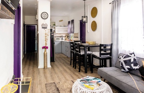 Soufriere House | Purple Cottage, Hidden Gem near Hummingbird Beach
