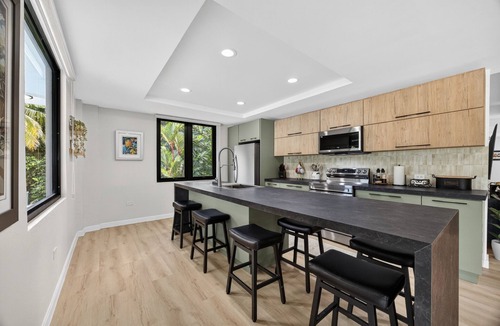 Rio Grande House | Rainforest Retreat 6BR Private Pool Home for Groups