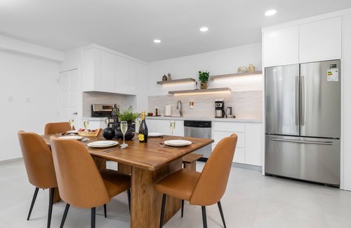 Bubali Apartment | Renovated 2BR 2.5BA Eagle Beach SuperFood