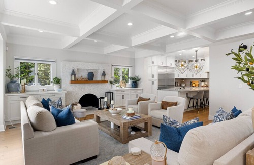 Mid City House | Resort-Style*Pool*Spa*Gym*Sports*Office*BBQ*DogOk