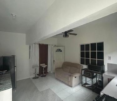 Portmore House | Ricardo's Rest Spot