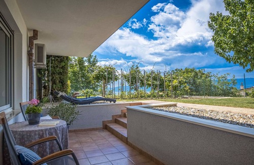 Buzdohanj Apartment | Rijeka Wohnungen - Terra Magica Deluxe Wohnung by Interhome