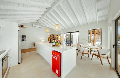 Opal Villa | Rock House NEW 6-Bed 6 Bath Pool 5-min to Beach by Bocobay