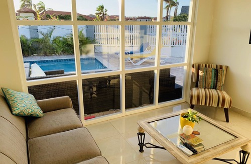 Esmeralda Villa | Romantic, Beautiful Sunsets w/Private Pool