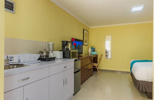 Opal Hotel | Rooi Santo Apartments