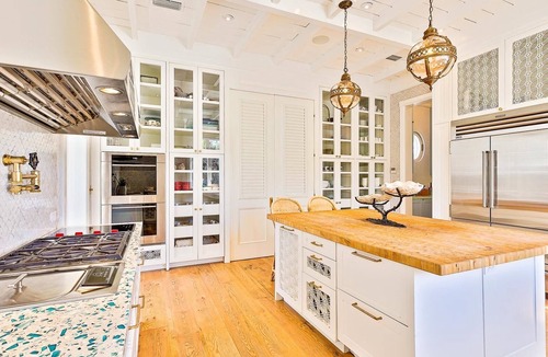Dunmore Town House | Rosalita - Oceanfront Estate - Fully Staffed - Chef & Butlers