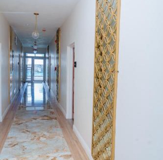 Eastwood Park Hotel | Royale Jazz Hotel