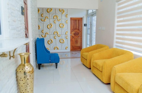 Eastwood Park Hotel | Royale Jazz Hotel