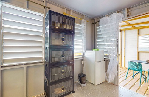 Sittee Point Apartment | Rustic oceanfront cabin w/overwater kitchenette, sea views & private deck